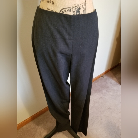 Lauren Ralph Lauren Women's Charcoal Grey 8P Suit - Picture 4 of 8